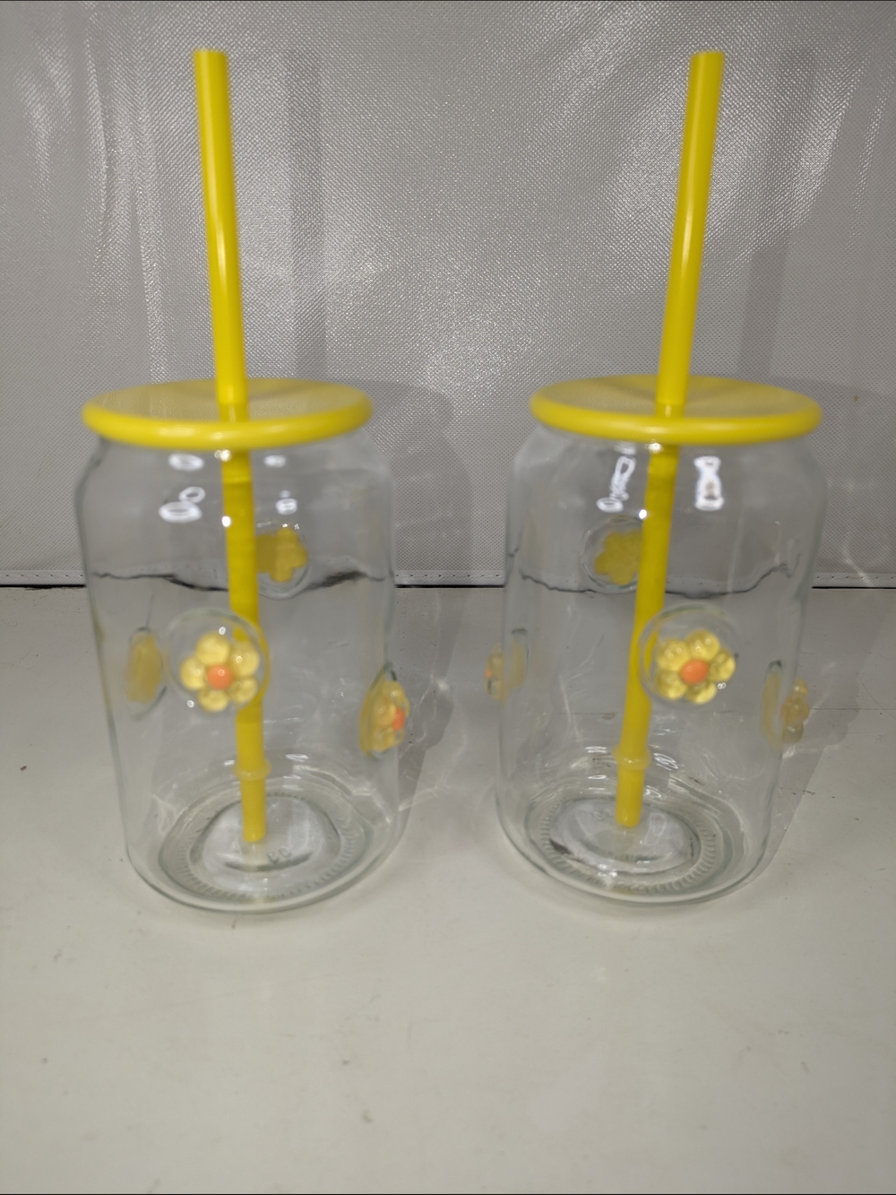 Viral Daisy Glass Tumblers Yellow Lid Straw Set of 2 Aesthetic Cute